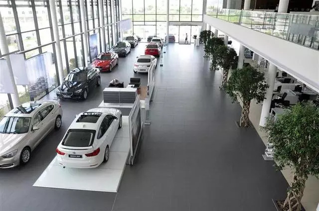 4S店離職員工說(shuō)漏嘴:買(mǎi)車(chē)說(shuō)這三句話(huà),車(chē)行虧本也賣(mài)你!